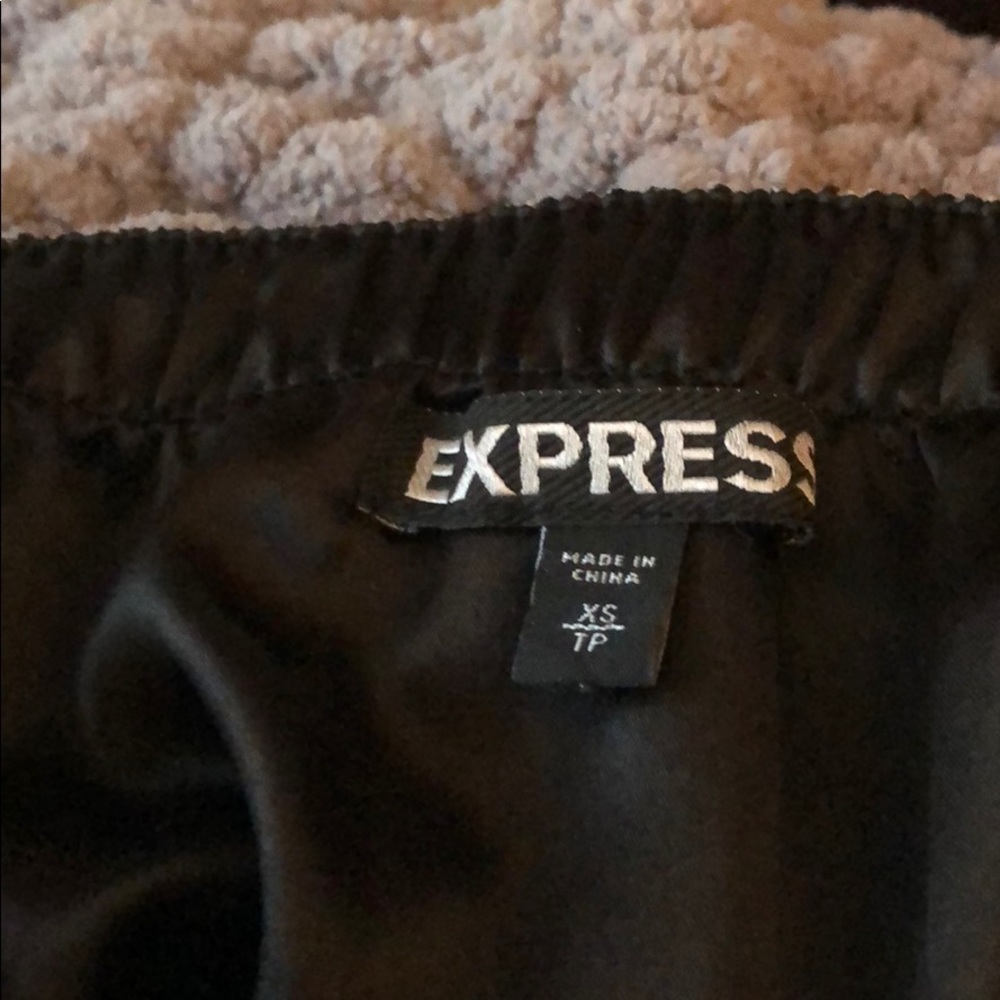 Express Strapless Romper - Picture 7 of 7